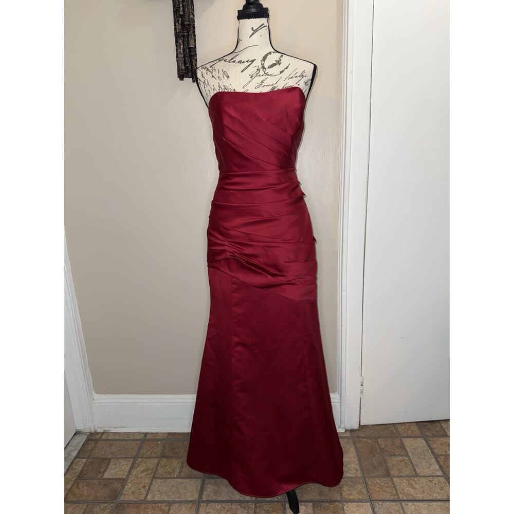 David's Bridal Apple Red Long Satin Dress W/ Pleating Women's Size 10